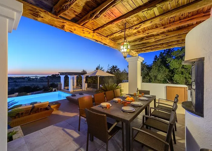 Villa Almond